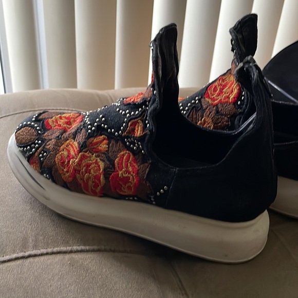 RARE RARE RARE JEFFREY CAMPBELL Sneakers - Picture 7 of 7